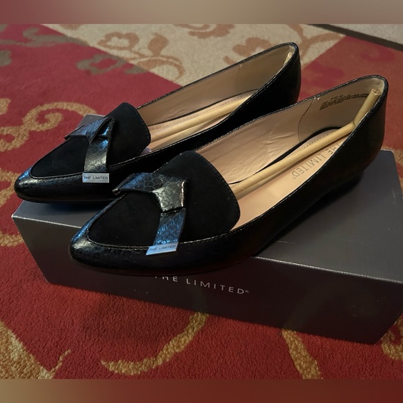 The Limited Qila Flats Size 7.5 - Picture 6 of 13